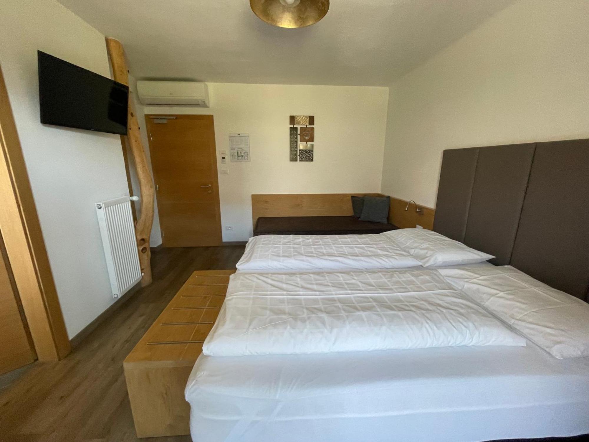 Guesthouse Dolomiten Енья Екстер'єр фото