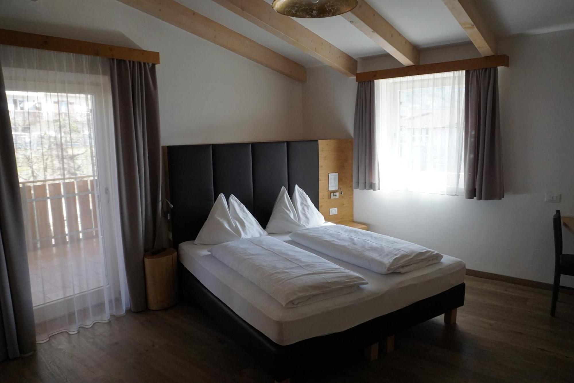 Guesthouse Dolomiten Енья Екстер'єр фото